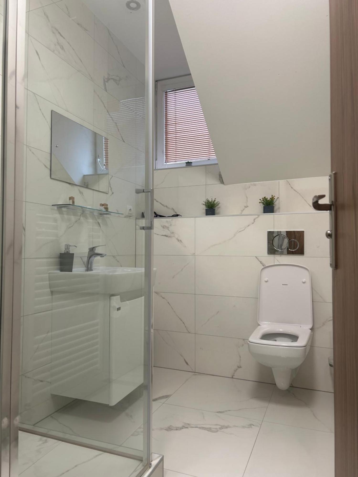 Hotel Evan U Hoffera Topoľčany Eksteriør billede