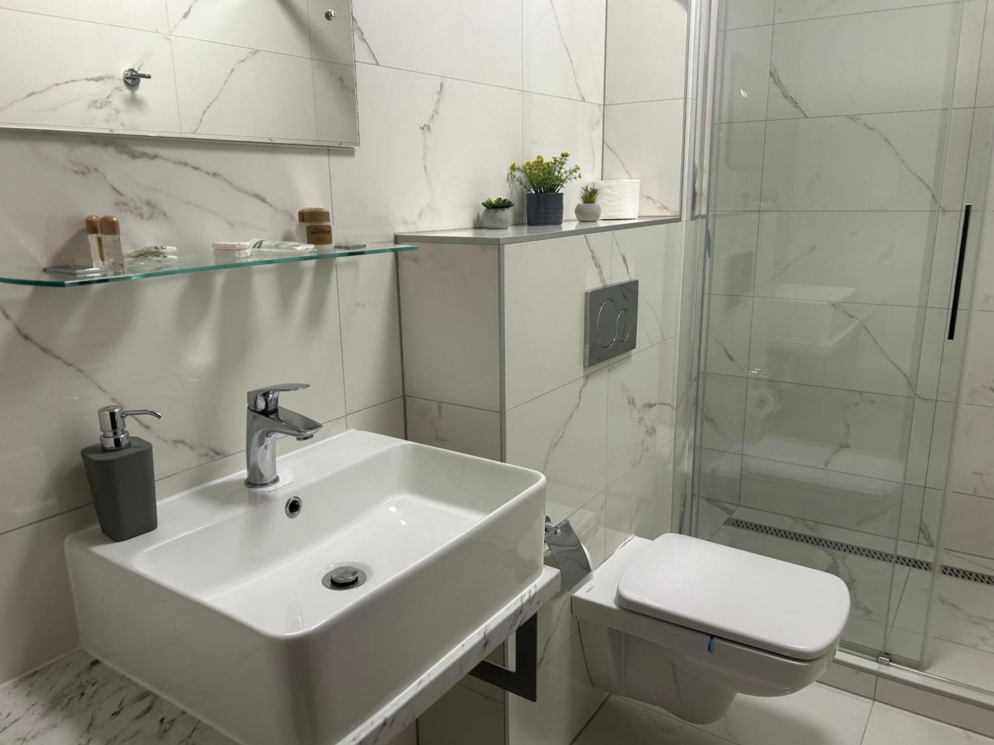 Hotel Evan U Hoffera Topoľčany Eksteriør billede