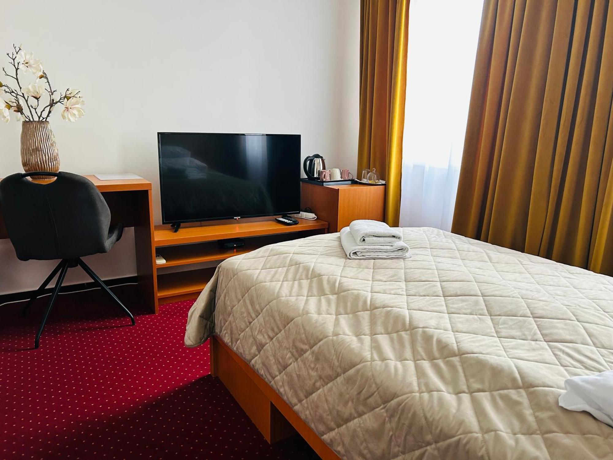 Hotel Evan U Hoffera Topoľčany Eksteriør billede